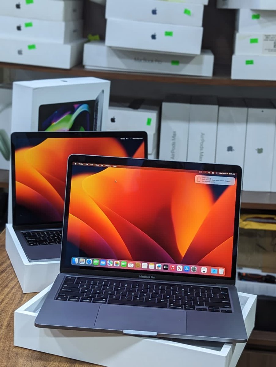 DrightSauce's tweet image. Good deal 🔥🔥

OPen Box MacBook Pro 2020 || M1 Chip || 13-inch || 8GB Ram || 512GB SSD || 8C CPU / 8C GPU |

1,200,000

OPen Box MacBook Pro 2020 || M1 Chip || 13-inch || 8GB Ram || 256 SSD || 8C CPU / 8C GPU |

1,100,000