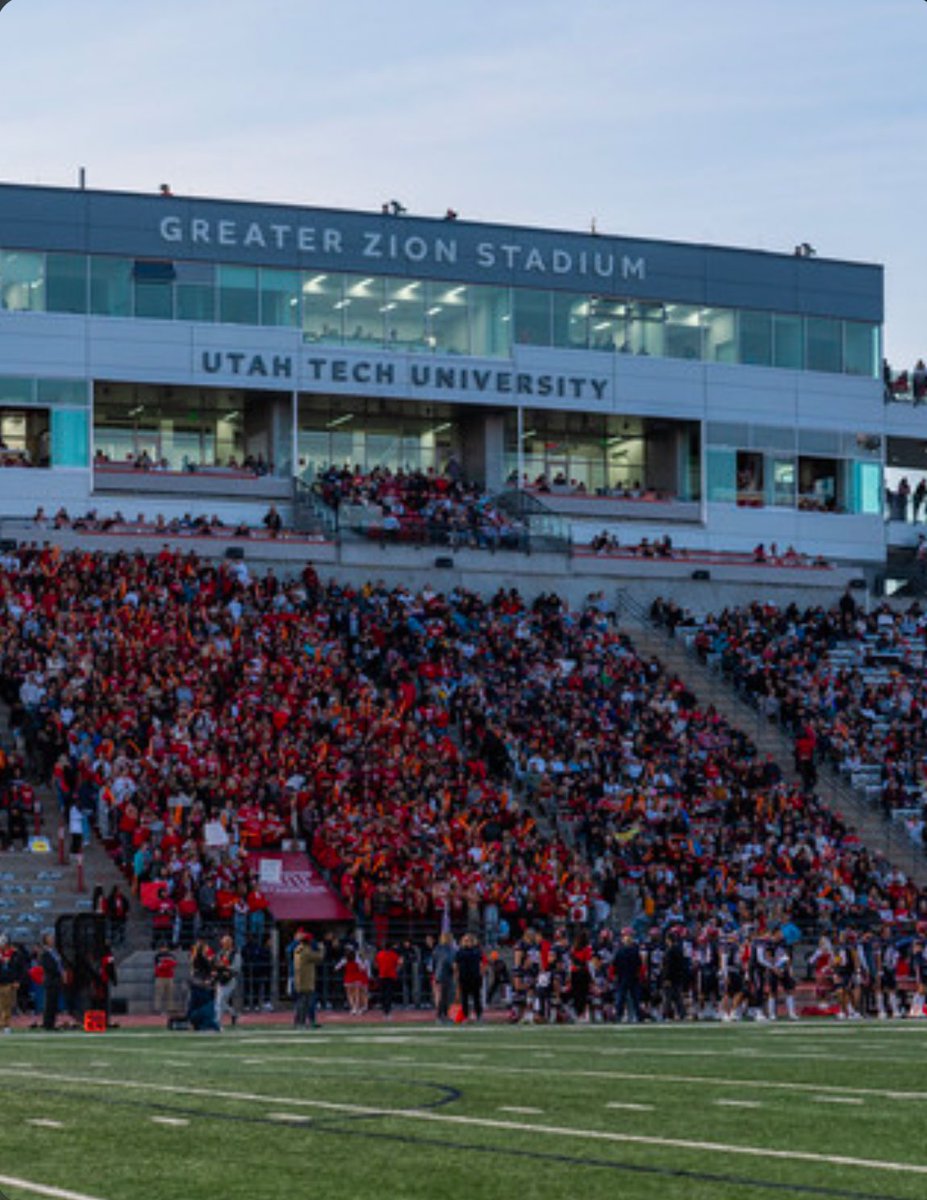 Blessed to receive a scholarship offer to Utah Tech! <a href="/ReedleyCFB/">Reedley JC Football</a> <a href="/Coach_Hart15/">Coach Hart</a> <a href="/CoachJMc32/">Coach Jermaine McDonald</a> <a href="/JLira2/">Jesse Lira</a>