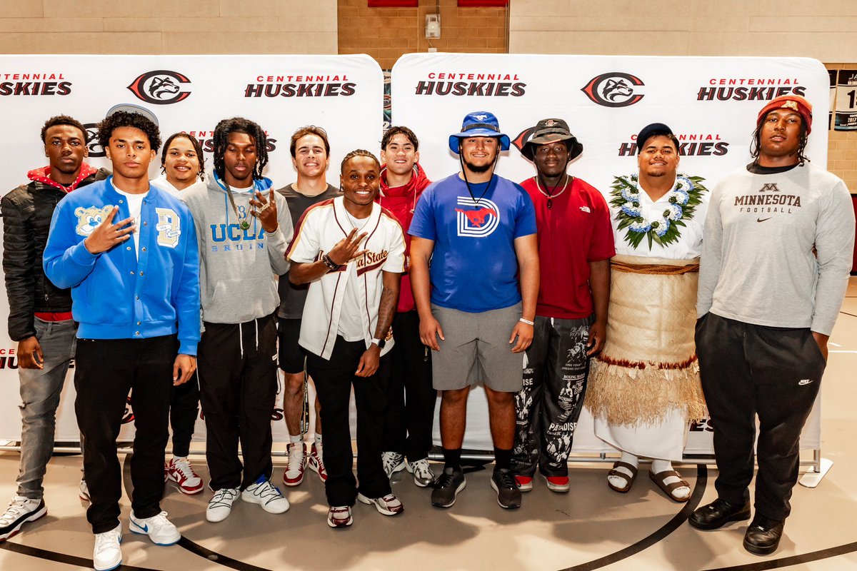 Class of 2025 🐾
Tavian McNair - Utah 
Kuron Jabari - UCLA 
Husan Longstreet - USC 
LaRue Zamorano - UCLA 
Cade Paterson - Air Force
Cory Butler - ASU
Noah Westbrook - Washington St. 
Drew Hill - SMU 
Ikbahl Kassim - SDSU 
Fale Gatoloai - U. San Diego
 Daniel Shipp - Minnesota
