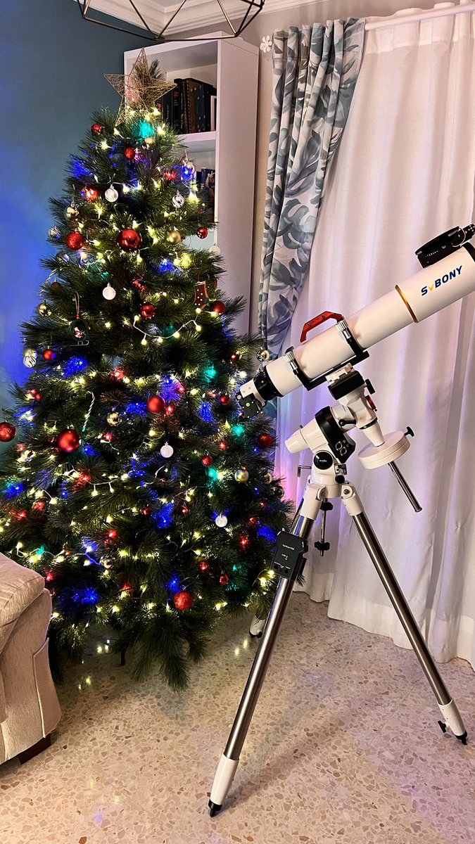 diarioastronomo's tweet photo. Rt para encontrarte un regalo asi estas navidades 🎄 🔭 https://t.co/LmSAT7ZNMJ