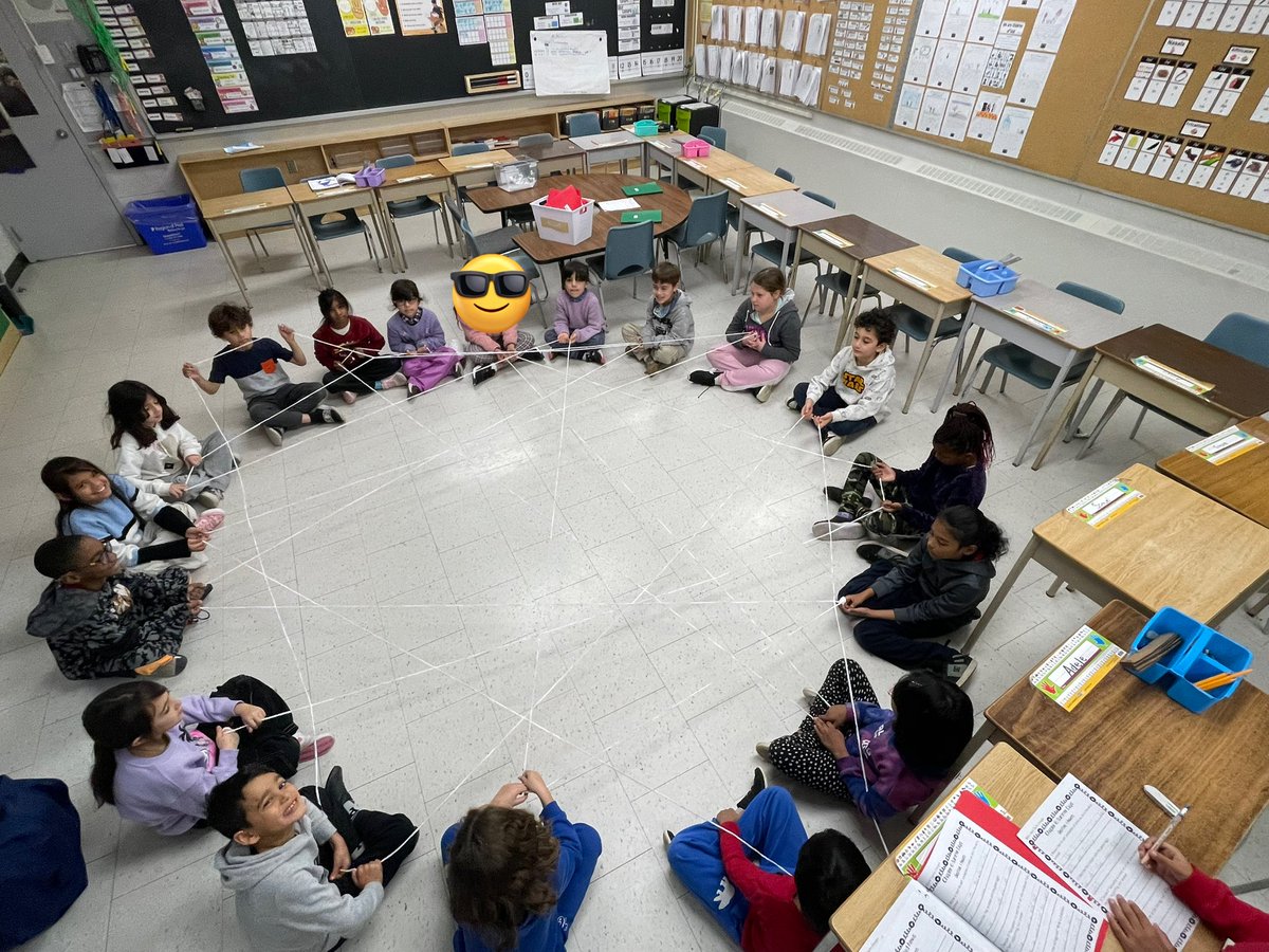 MsDuarteTeaches's tweet photo. We have been reading Charlotte’s Web as a class and today’s activity led us to creating our own web while complementing eachother! The students had a blast!  🕸️ @CNEWM_DPCDSB https://t.co/zdxQpEPXFu
