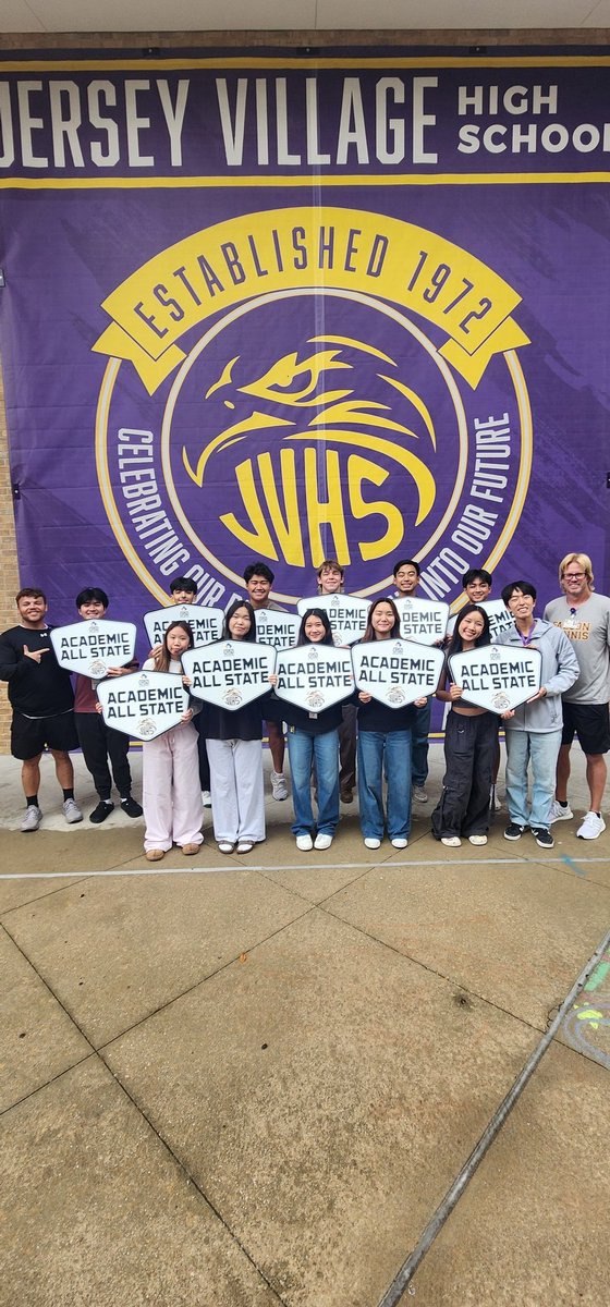 jvhsprincipal's tweet photo. @JerseyVillageHS Seniors in Tennis earn Academic All-State recognition. It is a program sweep! ##lovemyvillage #falconswithaflightplan https://t.co/Pjr5gPyvjg