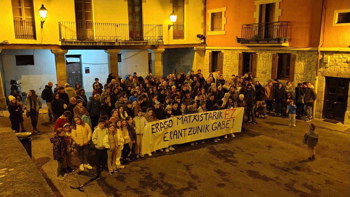 Astelehenean Igeldon emakume bati egindako sexu erasoa salatu eta biktimari babesa adierazteko elkartu gara gaur plazan. Erasorik ez erantzunik gabe!