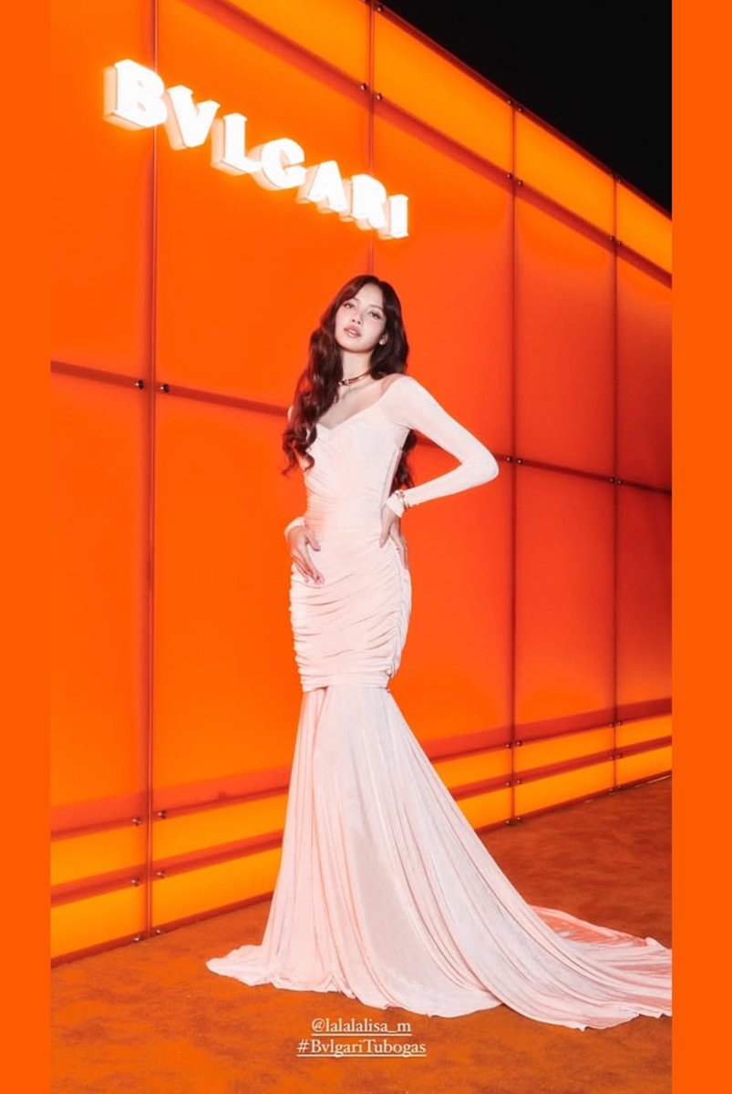 timameeka's tweet photo. ช่างภาพแบรนด์ทำดีมาก สวยทั้งรูปทั้งคลิปจริงๆ

- Follow @APMAHK
- 1 Retweet = 1 Vote
- 1 Reply = 1 Vote 

Asian Pop Music Awards 2024: People’s Choice Award #APMA2024 #ROCKSTAR #LISA @APMAHK https://t.co/BzRac9B0cf