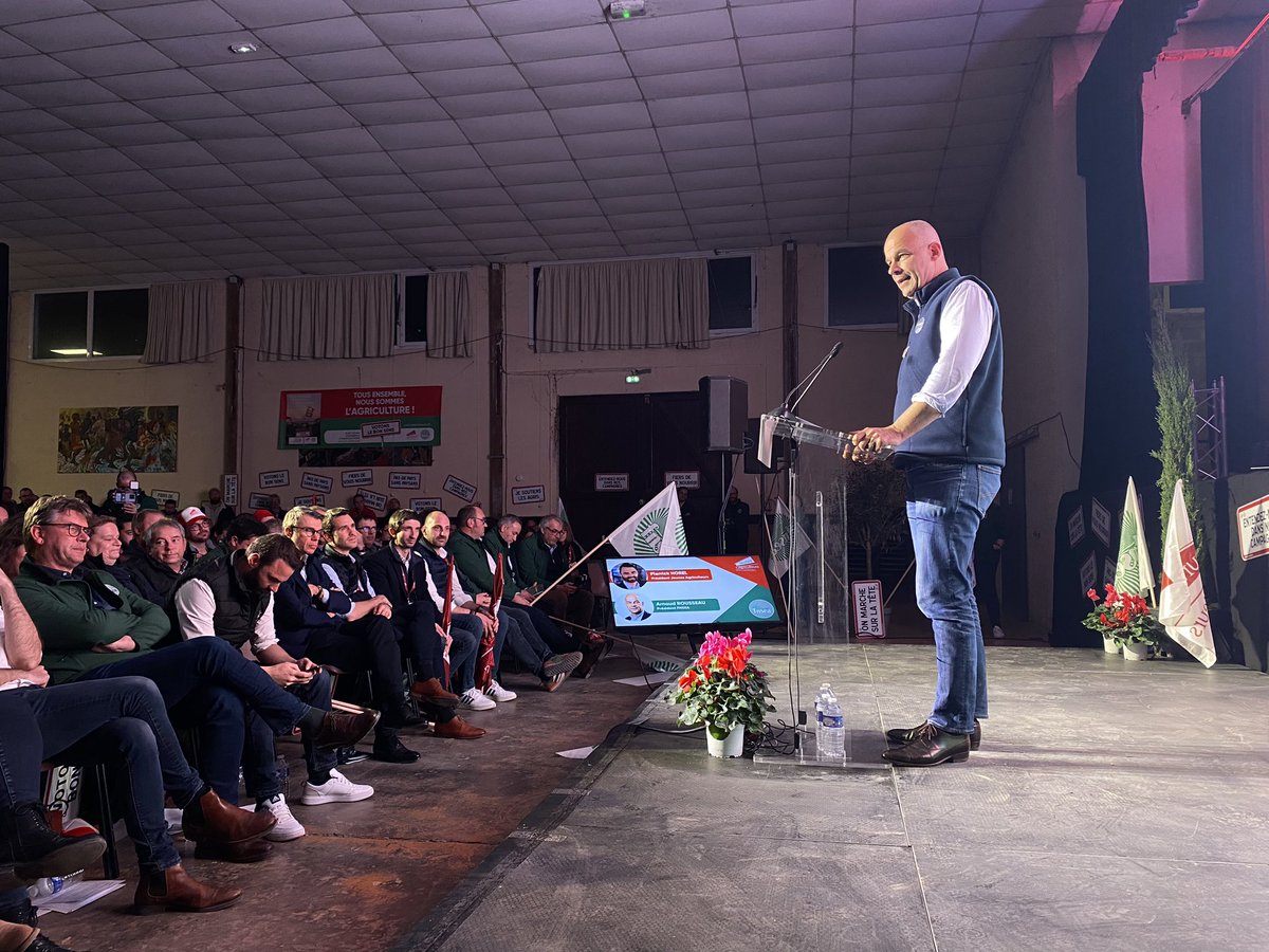 « Ce soir, je vous le dit, il n’y a plus de contrôles dans les exploitations » déclare en #Dordogne, le président de la FNSEA Arnaud Rousseau, après le vote de la #MotionDeCensure et le renversement du gouvernement de Michel Barnier <a href="/FNSEA/">La FNSEA</a>