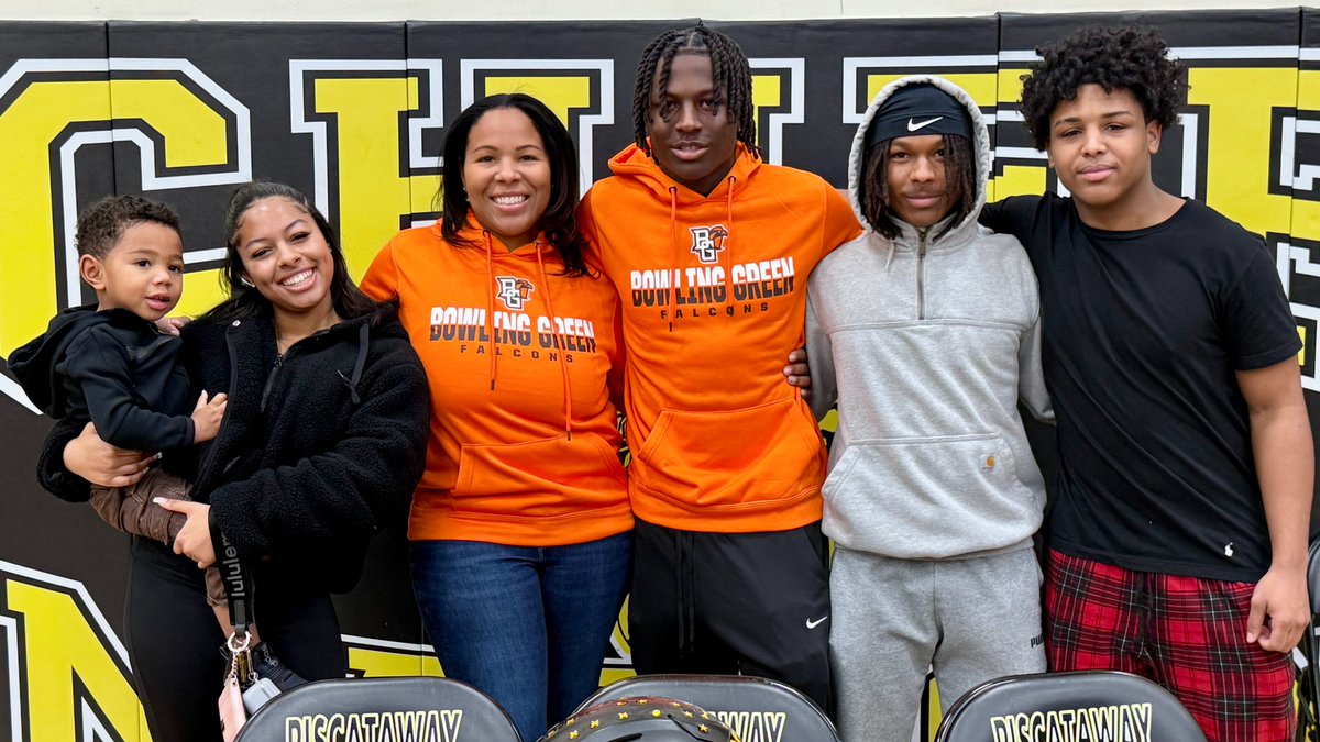 Piscataway Schools (@pwayschools) on Twitter photo Congratulations to PHS senior Jahai Johnson, who signed today to take his athletic and academic talents to Bowling Green State University in Kentucky! <a href="/BG_Football/">BGSU Football</a> <a href="/pwayfootball/">Piscataway Chiefs Football</a> <a href="/MikeKinneyHS/">Mike Kinney</a> <a href="/SimeonPincus/">Simeon Pincus</a> <a href="/andy_mendlowitz/">Andy Mendlowitz</a> <a href="/PiscatawayTAP/">TAPintoPiscataway</a> #NationalSigningDay Congratulations to PHS senior Jahai Johnson, who signed today to take his athletic and academic talents to Bowling Green State University in Kentucky! <a href="/BG_Football/">BGSU Football</a> <a href="/pwayfootball/">Piscataway Chiefs Football</a> <a href="/MikeKinneyHS/">Mike Kinney</a> <a href="/SimeonPincus/">Simeon Pincus</a> <a href="/andy_mendlowitz/">Andy Mendlowitz</a> <a href="/PiscatawayTAP/">TAPintoPiscataway</a> #NationalSigningDay