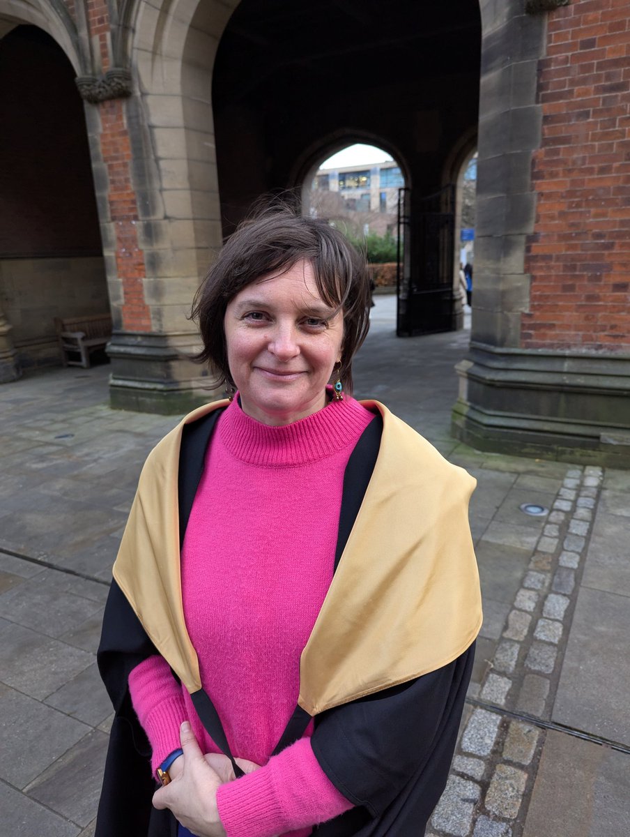 CGuilding's tweet image. 🎓 Graduated with a Masters in Medical Education today—20 years after my PhD and 2 years as a Prof! Switching from neuroscience to qualitative education research was a challenge, but I’m proud to have gained this skill set. Dissertation: med students’ sense of belonging. #NCLGrad