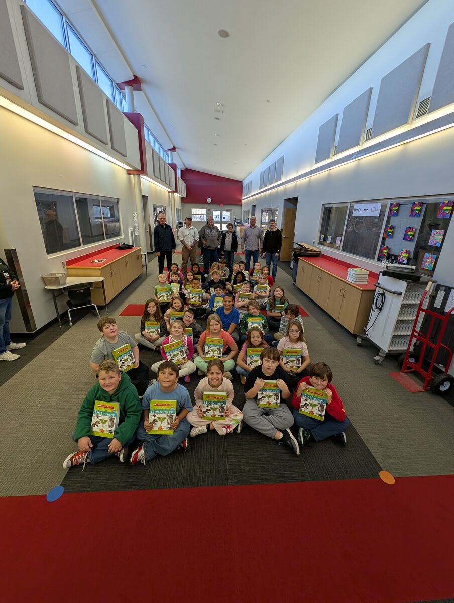 Thank you to the El Dorado Rotary Club for donating dictionaries to El Dorado third graders! We love the community support we have as #Pa...