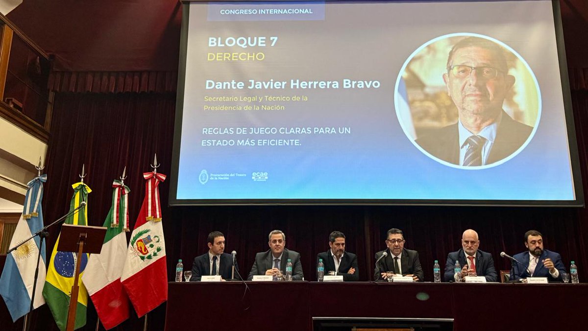 Un marco jurídico predecible, con reglas de juego claras, construye confianza y promueve el crecimiento económico. Agradezco a la <a href="/Ecaeptn/">Ecae</a> y al Procurador Dr. Rodolfo Barra por la invitación a disertar en el Congreso "Bases para la reconstrucción de la sociedad".

<a href="/ProcuTesoroAR/">Procuración del Tesoro</a>
