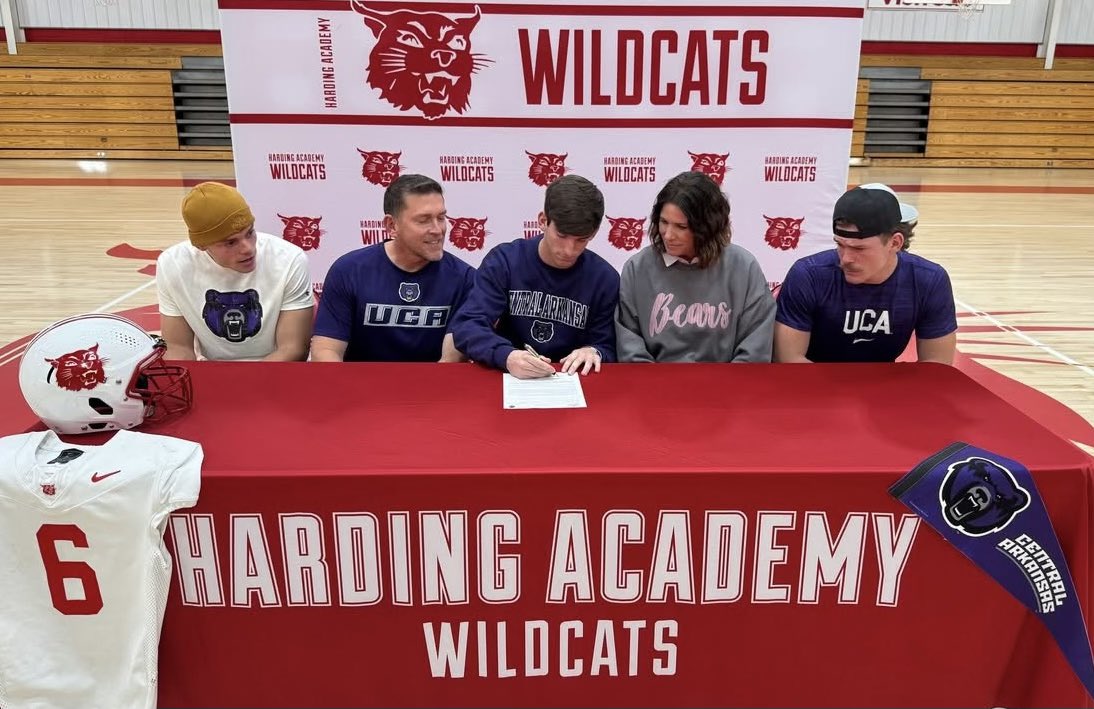 Owen Miller (@owenmill6) on Twitter photo Beyond Blessed. Couldnβt be more thankful. Letβs do it! π<a href="/NathanBrownUCA/">Nathan Brown</a> <a href="/UCA_Football/">π¨ππ ππππ₯π¦ ππ’π’π§ππππ</a> Beyond Blessed. Couldnβt be more thankful. Letβs do it! π<a href="/NathanBrownUCA/">Nathan Brown</a> <a href="/UCA_Football/">π¨ππ ππππ₯π¦ ππ’π’π§ππππ</a>