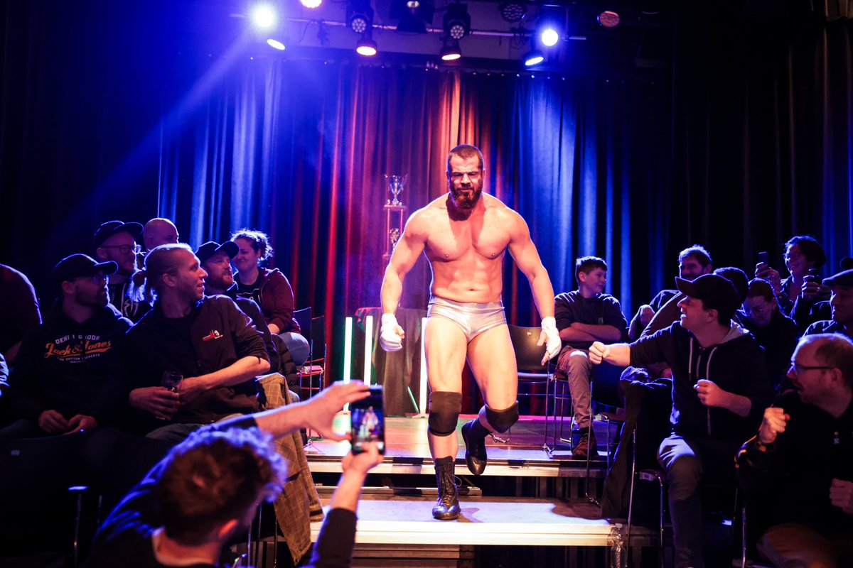 Mexxberg's tweet photo. Born to make an #impact 

Call me MEXXIMUM impact

#mexxberg #terminator #prowrestling https://t.co/uoUKZfpPlm