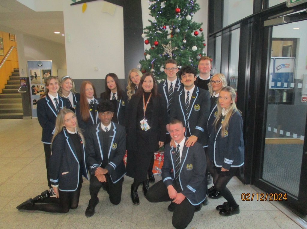 CVHS School Captains tweet media