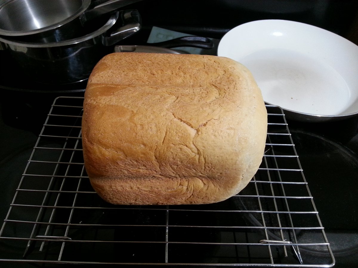 fixerofstuff's tweet image. Looks decent, have to let it cool and see how it looks.🍞
#breadmaker