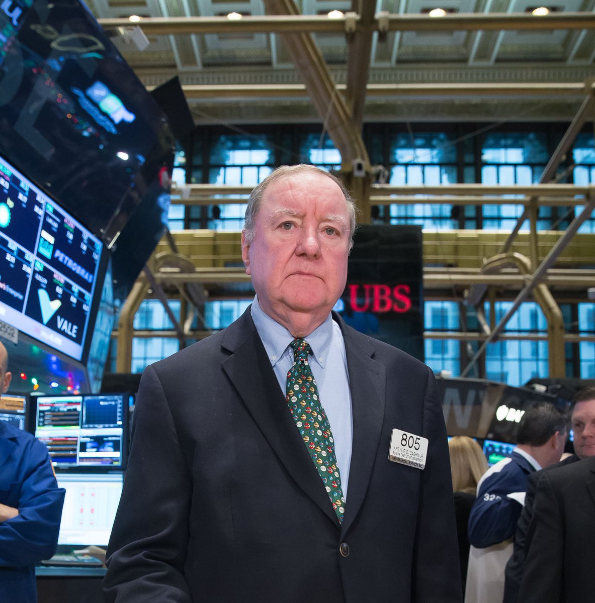 NYSE's tweet photo. The NYSE remembers the life and legacy of Art Cashin, UBS’ director of floor operations at the NYSE and a revered member of our trading floor community for more than half a century. https://t.co/ufIiYeUrn4