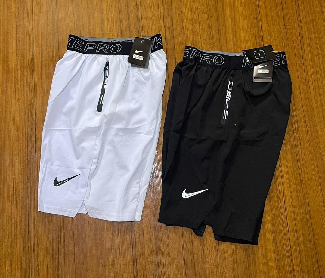 Allstarstore384's tweet photo. Les shorts sont conçus avec des matériaux techniques de haute qualité pour offrir un confort optimal et une liberté de mouvement totale.  à 6.500 FCFA la  livraison est gratuite partout à Dakar
 ☎️ : (+221) 78 246 08 36 / 77 782 84 67
INSTAGRAM : @all_star_store384
📍DAKAR https://t.co/km4hQBdB5i