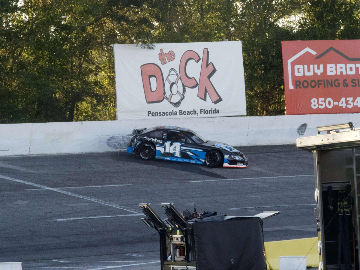 Short Track Scene tweet media