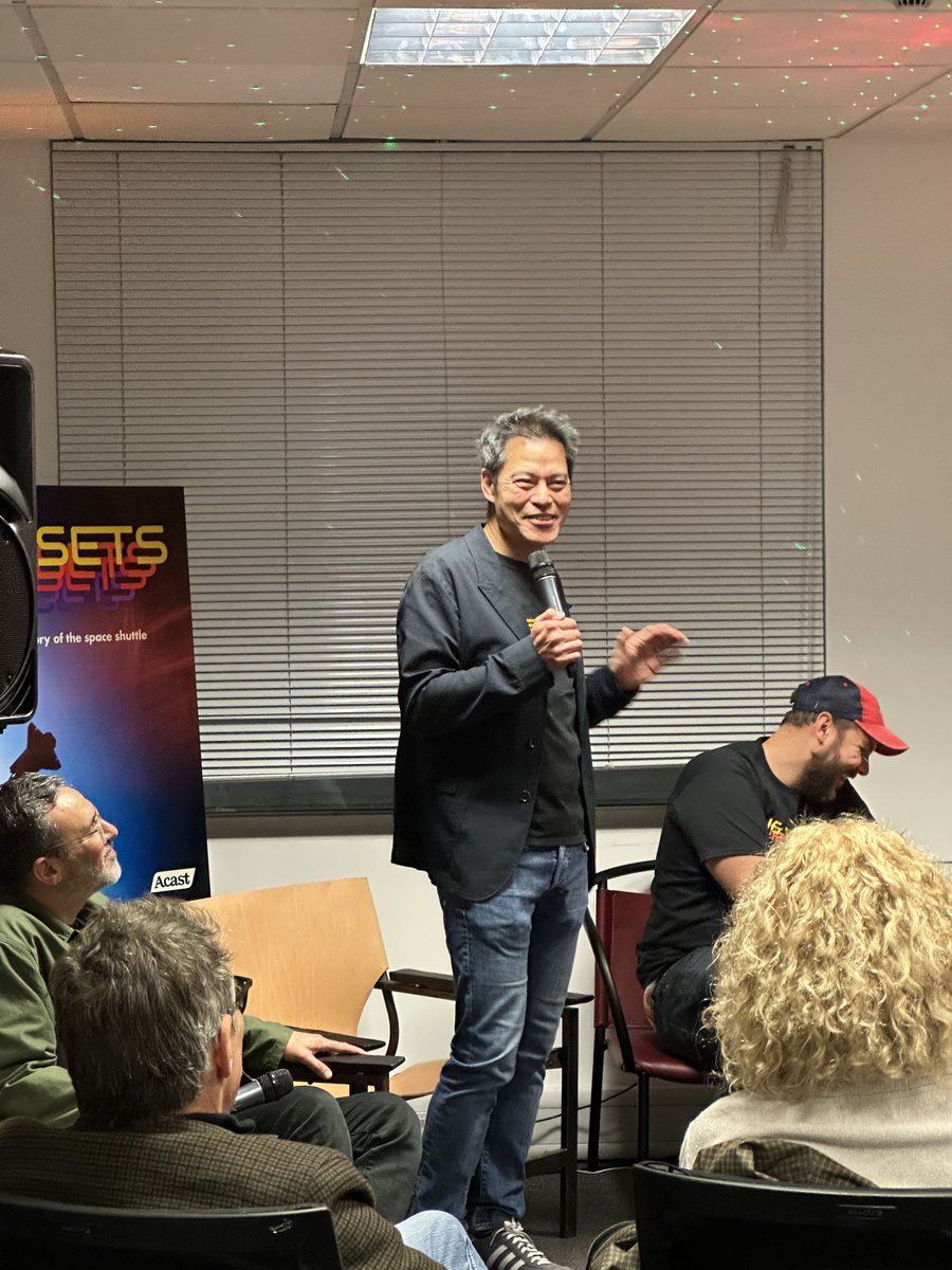 pcwilliams's tweet image. Great to meet you @Kevin_Fong. Congratulations on @16Sunsets - it is a wonderful podcast (telling the #SpaceShuttle story backed by amazing new music). #16sunsets