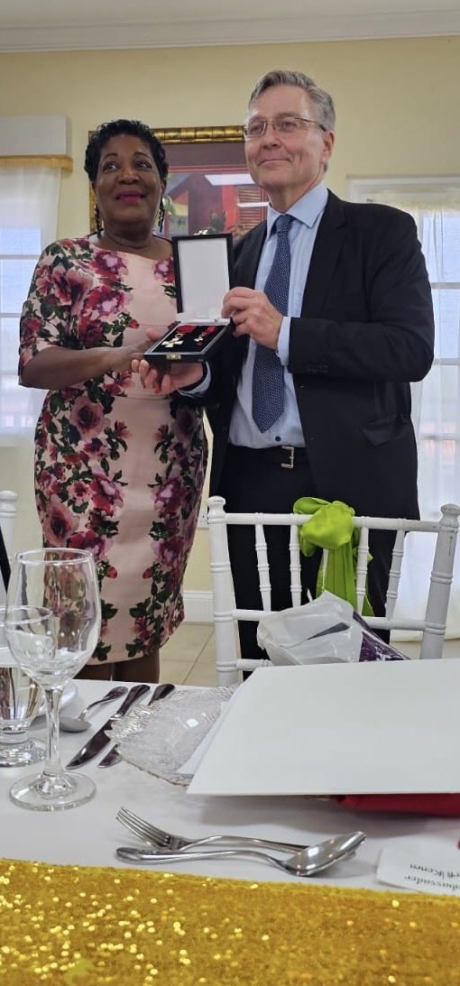 On behalf of the Government of #Finland handing over the Order of Lion, 1st class Knight, to Honorary Consul (ret.) Berthia Parle in #St Lucia ⁦<a href="/FinlandinCarib/">Finland in the Caribbean</a>⁩ ⁦<a href="/Ulkoministerio/">MFA Finland 🇫🇮</a>⁩