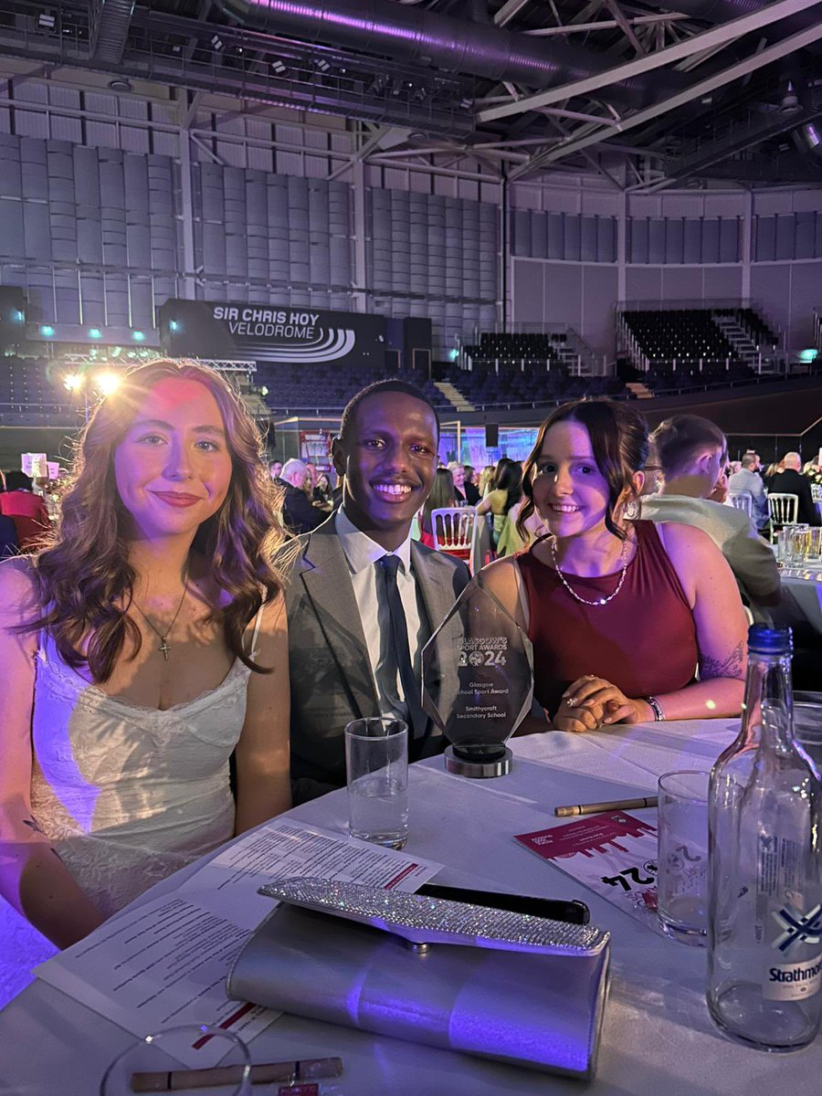 Miss Calvert tweet media