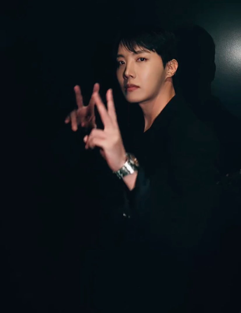 hourlyhyungline's tweet photo. the coolest https://t.co/xuBpRjI7Ge