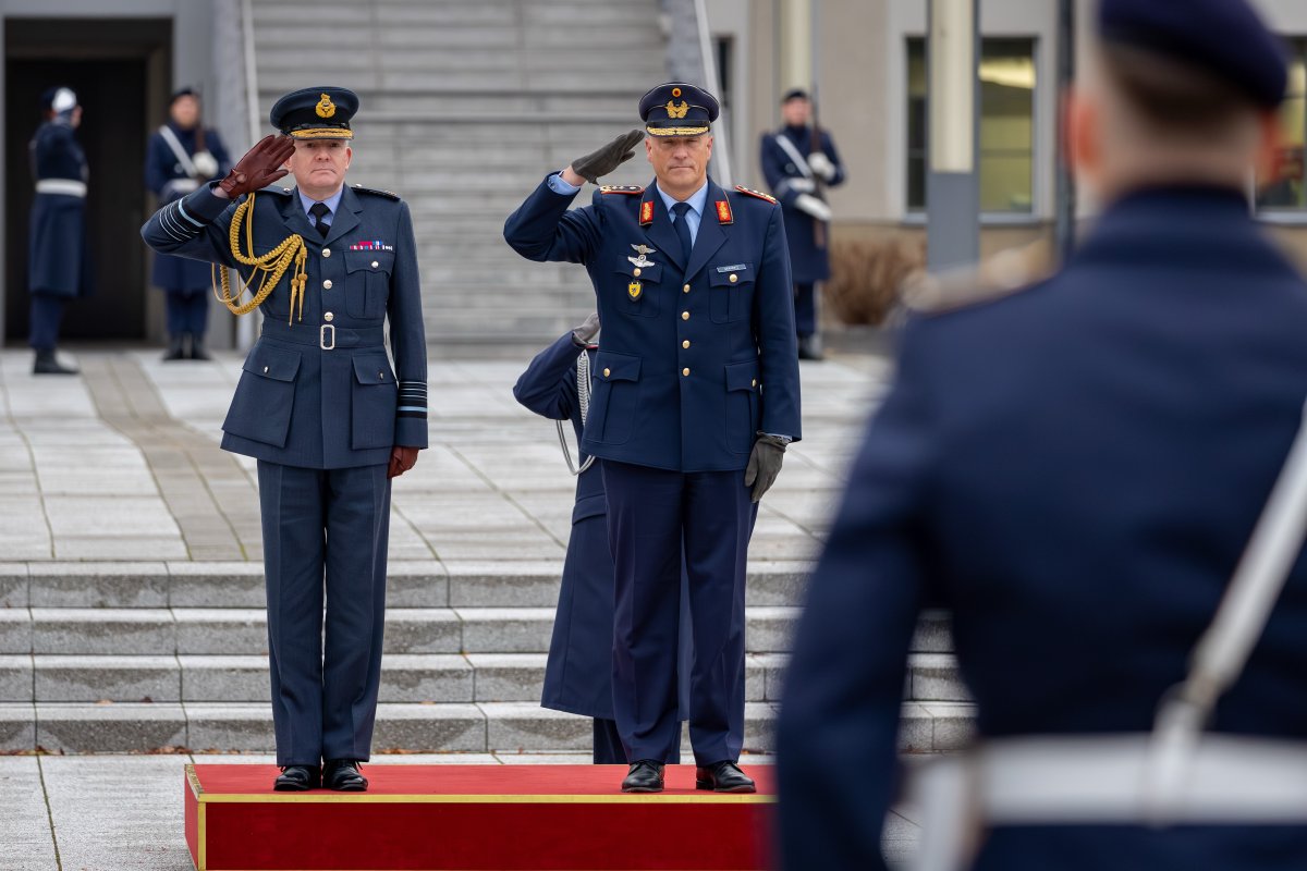 Valuable exchange continued between <a href="/Team_Luftwaffe/">Team Luftwaffe</a> and the <a href="/RoyalAirForce/">Royal Air Force</a> today. The Trinity House agreement is the newest step for deepening our vital alliance. Together we endeavour to enhance the integration, interoperability and interchangeability of our air &amp; space forces.