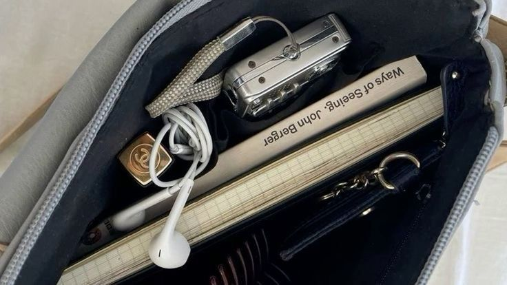 pilatesgirly's tweet image. don't overthink it and just start