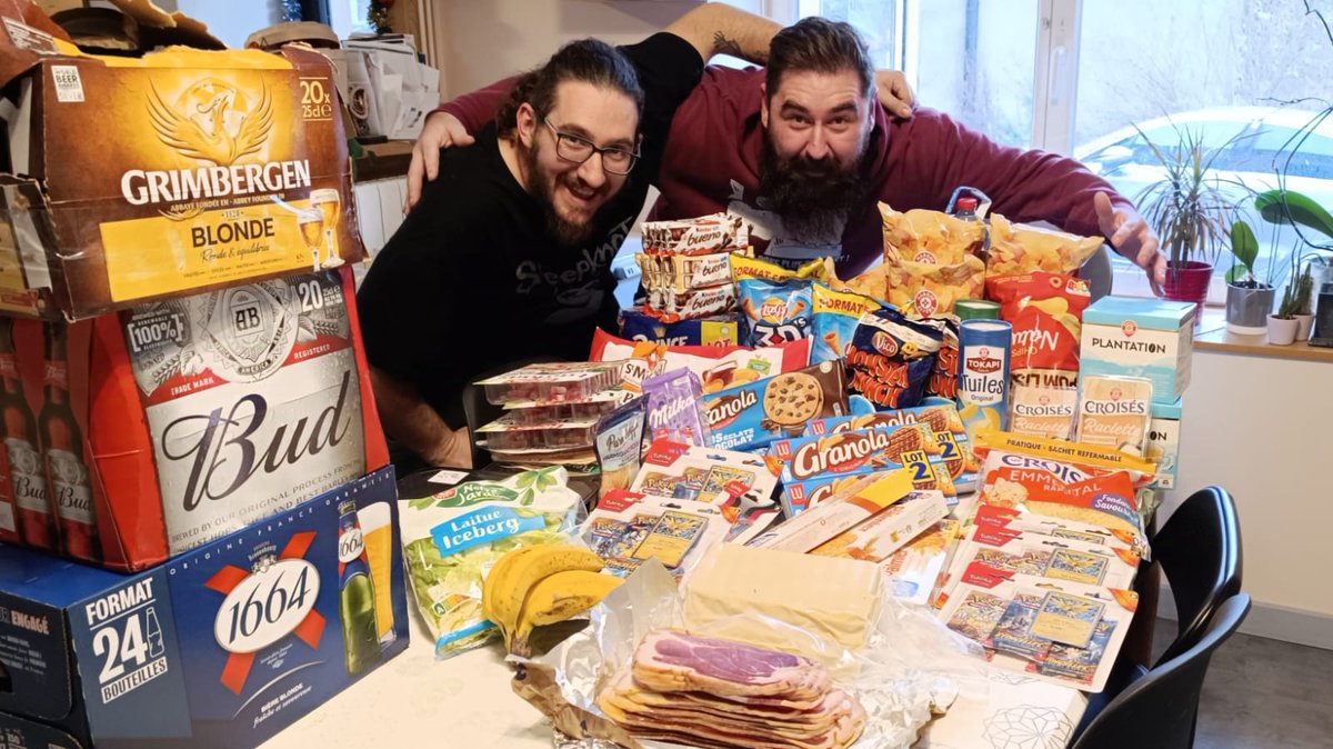 JeremySadi's tweet photo. Mes courses pour le rush 😁😁
Vidéo dans quelques minutes !! https://t.co/M8ufueUelu