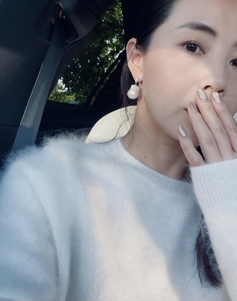 悲剧了吧，非要学人家面基

这下好了，面基完互删了

更别说开房了，姨要再去角落哭一会去 https://t.co/1DRsJl5YPs