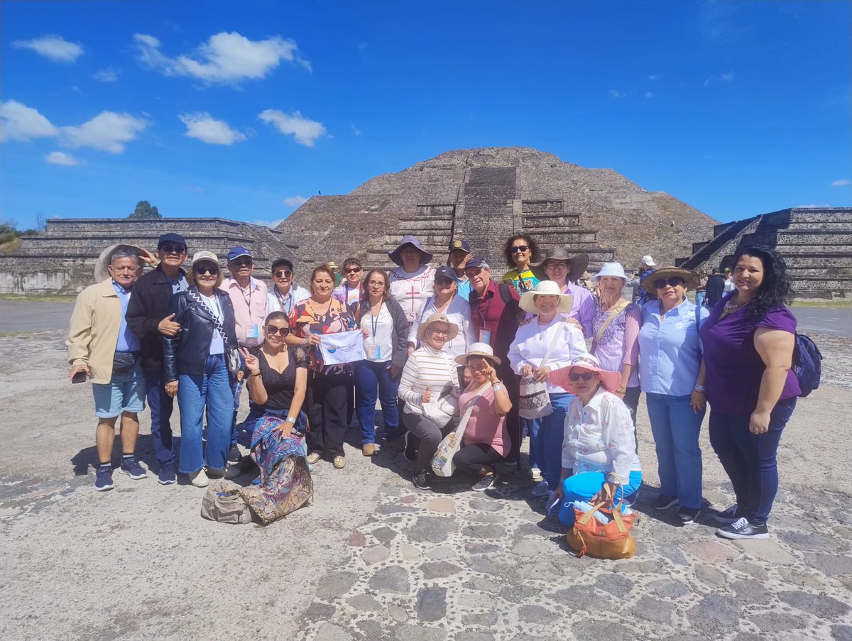 marthisabel06's tweet photo. Uno de los recuerdos más bonitos que me va dejando #2024. ❤️❤️❤️

#Mexico 
#Papá 
#Viaje 
#Christmas 
#Colombia 
#MondayMotivaton https://t.co/NHmyjut0nh