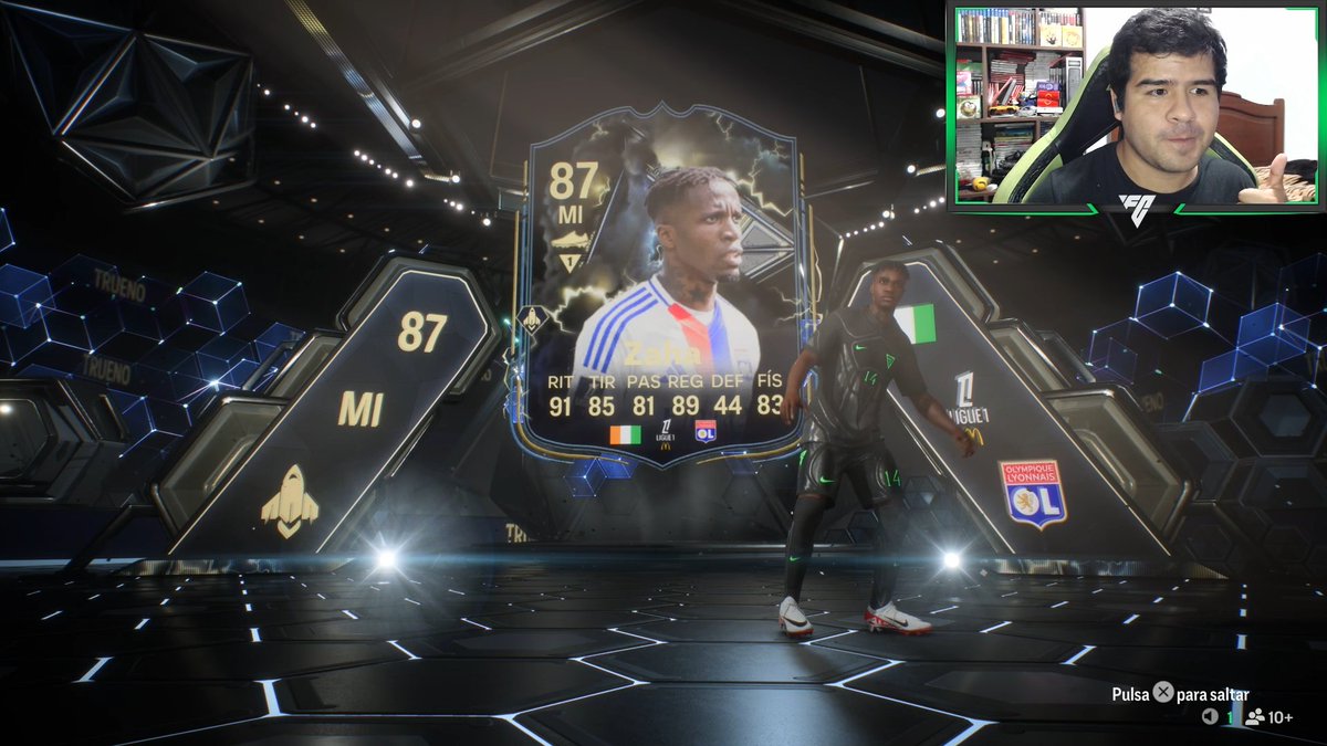 Samurray97's tweet image. Me hice demasiado tarde a Zaha como para que salga con su imagen dinamica de Galastasaray :(