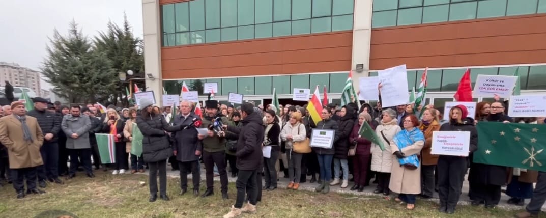 #cerkesderneğinedokunma