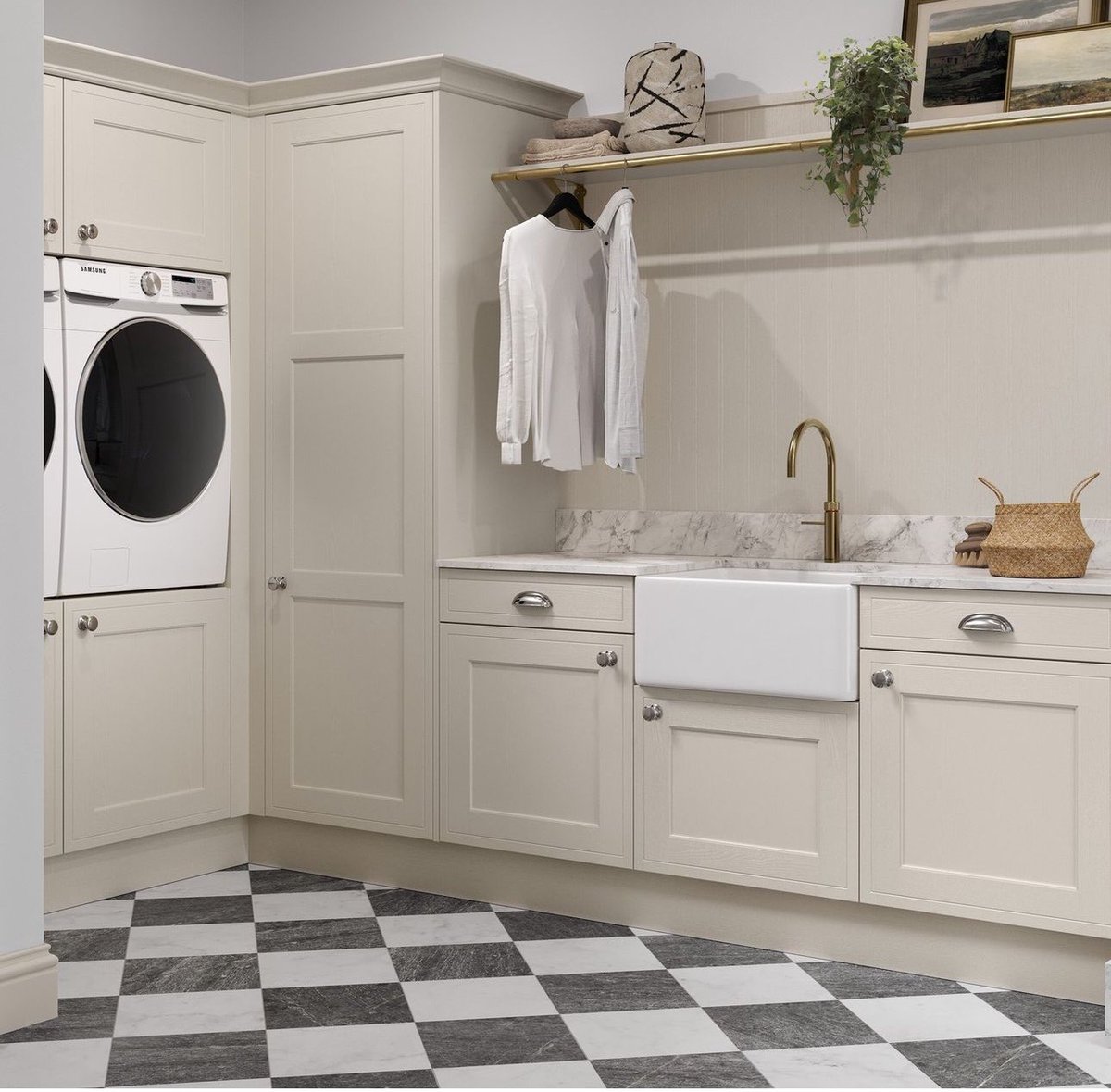 RoweFittedInteriors tweet media