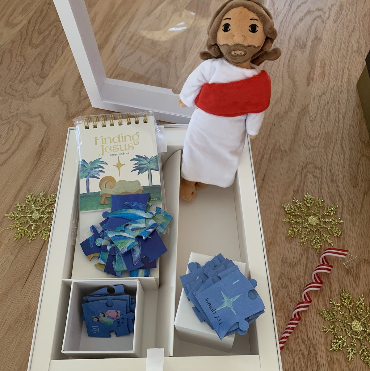 CoverLoverBR's tweet image. #Giveaway and Review:
FINDING JESUS set 
A fun, unique, and meaningful way for families to count down to Christmas!
#findingjesus #seekhimfirst #meaningfulchristmas #christianparenting #puzzle #reasonfortheseason #earlychristmaspresent @findingjesusdoll

coverloverbookreview.blogspot.com/2024/12/findin…