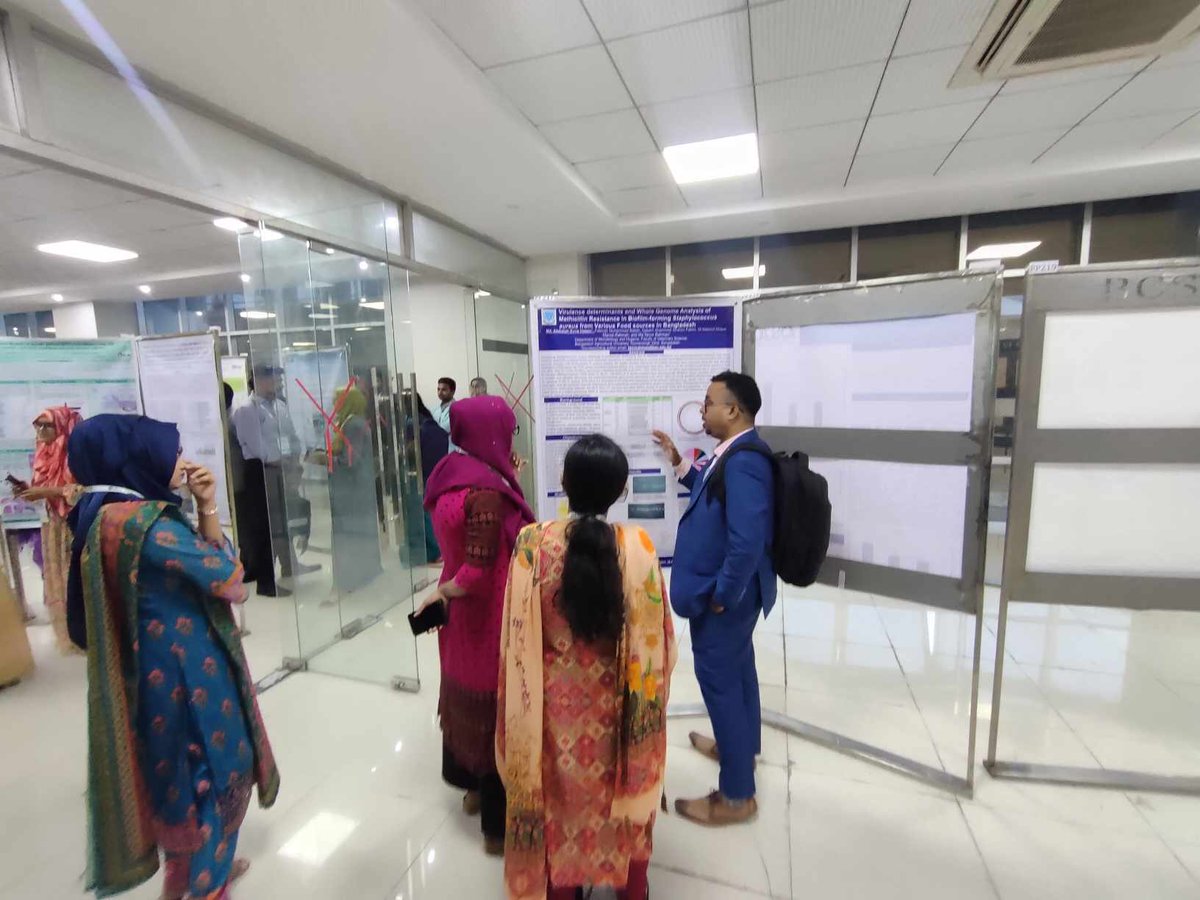 HasanEvna's tweet photo. Thrilled to present our poster on MRSA biofilm research at the #23rd_SCAC and honored to secure #3rd_position! Grateful for the recognition and support.
thank you @tanvirahman for your immense support.
#MTR_Research_Team #Research https://t.co/VvLg7XN2C6