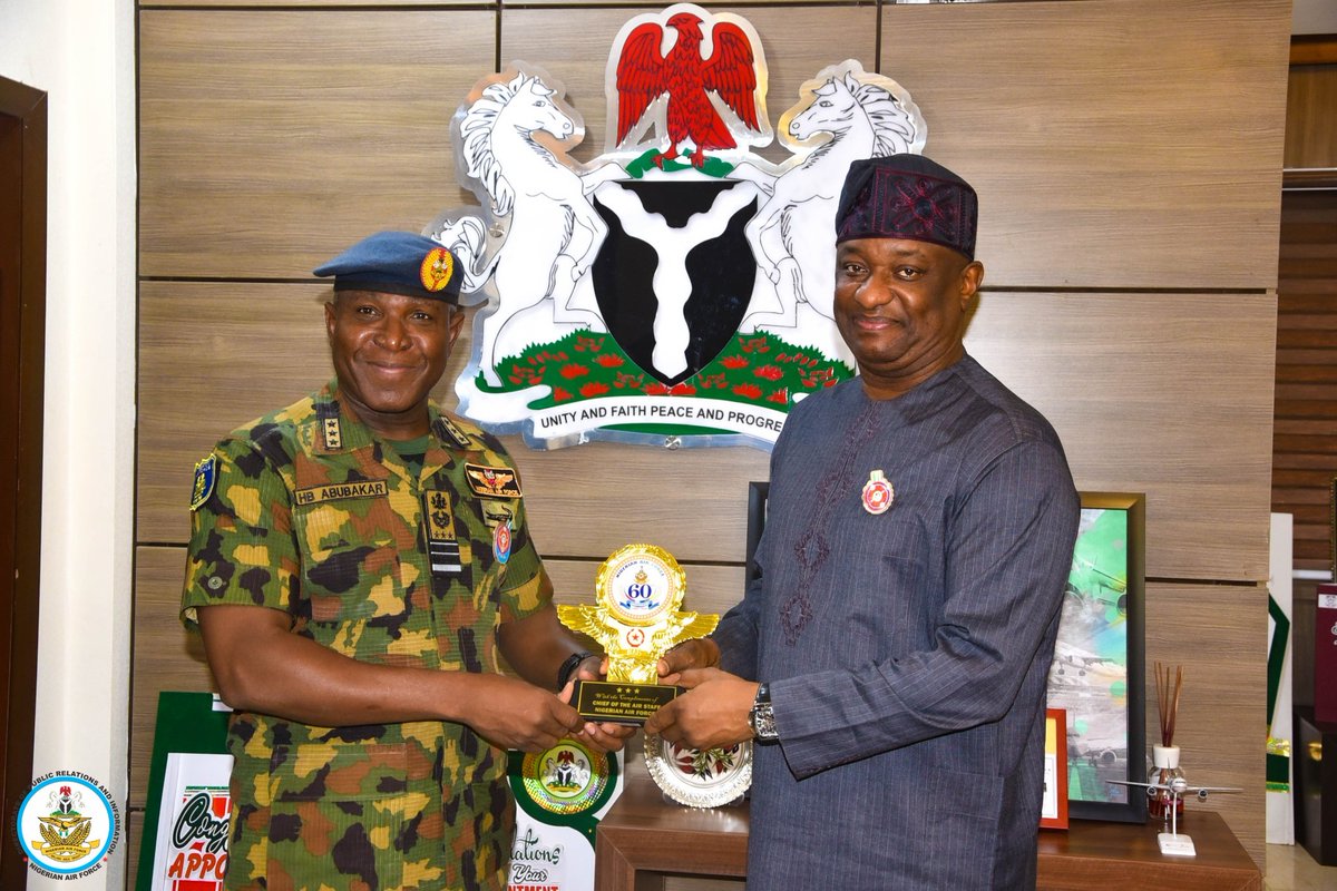 CAS_HBAbubakar's tweet photo. Today, 2 Dec 24, I was privileged to visit the Hon Min of Aviation &amp; Aerospace Dev, @fkeyamo, to discuss airspace security, tech-driven management, and aviation growth. We also strategised on an International Airshow to reposition Nigeria for global excellence in aviation. https://t.co/h3YdAK6B8q