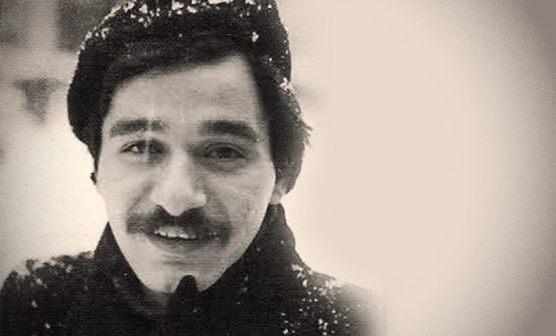 "Tek kişilik bir tartışmaya dönüştü yaşamım. Her şey benim içimde başlayıp bitiyor."  

—Ahmet Erhan