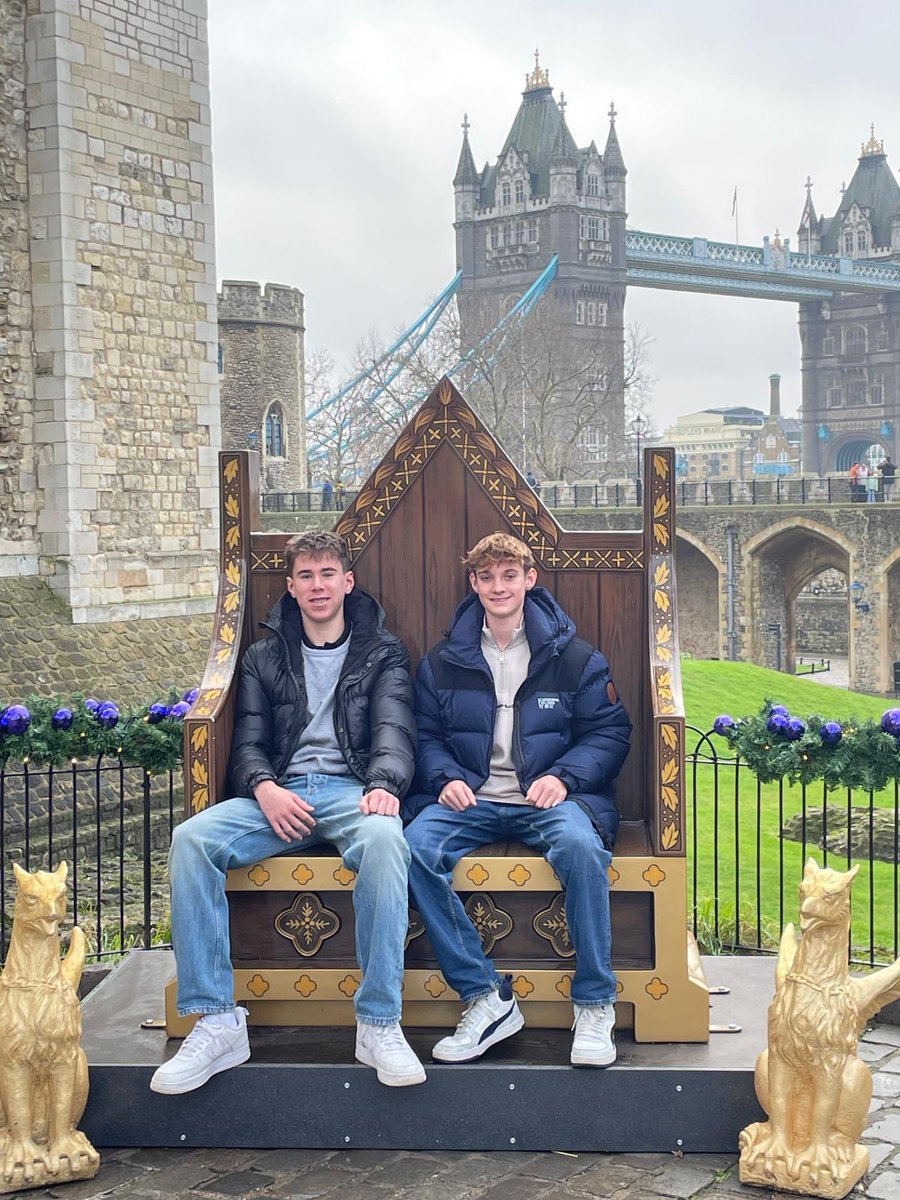 sjlmfl's tweet photo. We have loved having our German exchange students with us this week. They have had a fantastic time. Thank you to all the families who hosted. We are looking forward to our return visit at the end of March. @sirjohnlawes @friendsofalzey https://t.co/uZI6643Qci