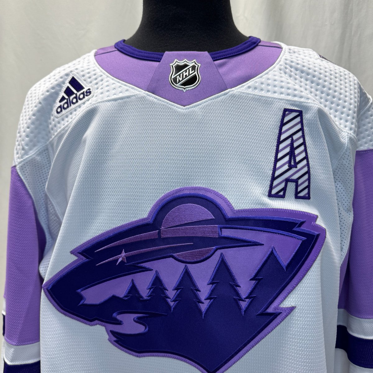 WildGivesBack's tweet photo. Today's the last day for the #MNWildFoundation Hockey Fights Cancer Auction! Don't miss your chance to take home the specialty jerseys, mini helmets, and more!

Text HFC2024 to 76278  to learn more and bid here » https://t.co/0N7uC7OFA6 https://t.co/XY37F5e49a