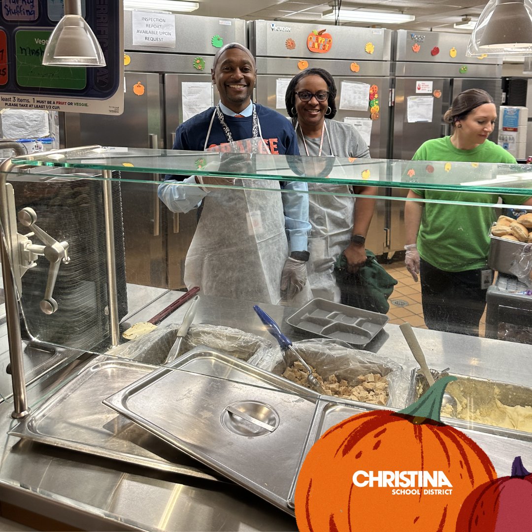 ChristinaK12's tweet photo. #ICYMI – Before Thanksgiving break, CSD had a fun day serving students a thanksgiving meal for lunch! We had teachers, employees, and administration volunteering to serve lunch at many of our schools! https://t.co/dcPJmHgVj0