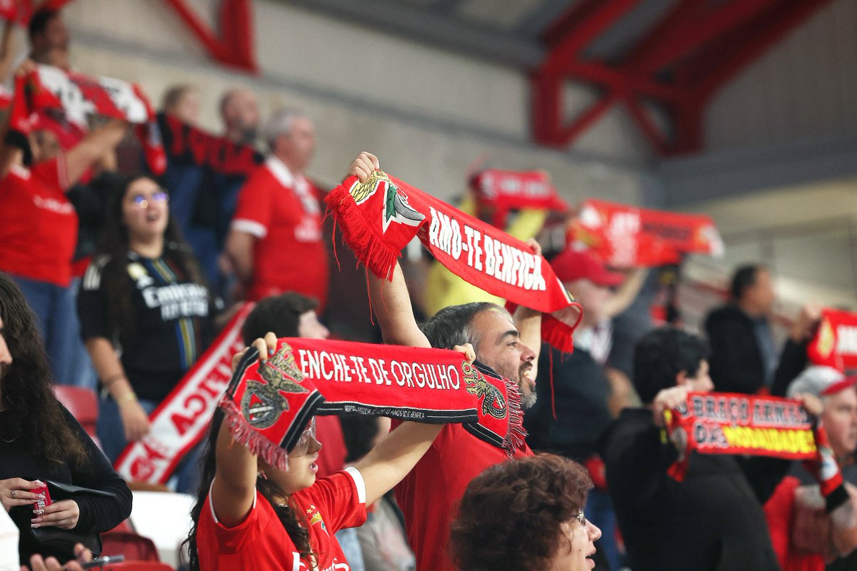 ❤️‍🔥 Quarta-feira de 𝐉𝐎𝐆𝐎𝐒 𝐆𝐑𝐀𝐍𝐃𝐄𝐒 nos Pavilhões da Luz e tu também estás convocado! 🤜🤛

🏐 O #VóleiBenfica recebe o atual campeão europeu Trentino para a 𝗖𝗘𝗩 𝗩𝗼𝗹𝗹𝗲𝘆𝗯𝗮𝗹𝗹 𝗖𝘂𝗽 e o #BasketBenficaFem defronta o CP Esgueira, líder da 𝗟𝗶𝗴𝗮 𝗕𝗲𝘁𝗰𝗹𝗶𝗰