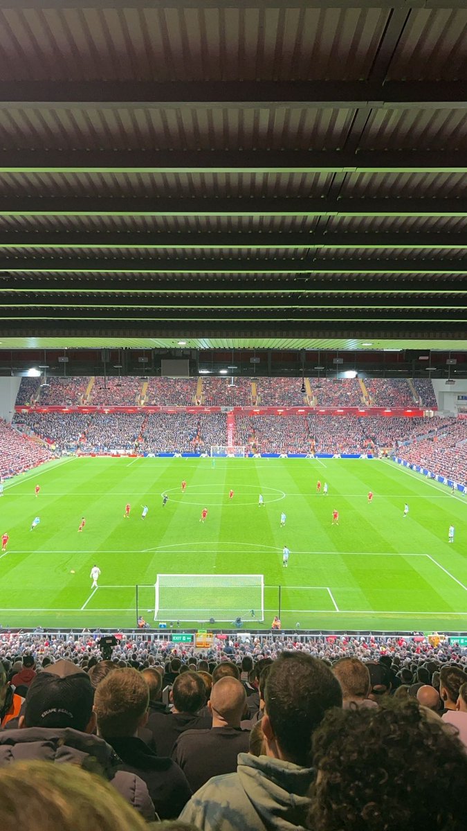 mawds68's tweet photo. 9 points clear 👏🏻 https://t.co/dNEMbGRR6R