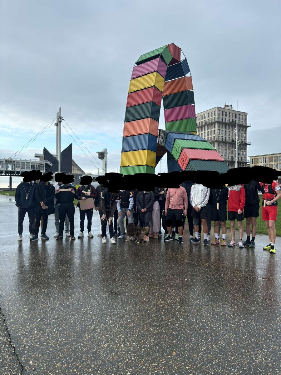 4K240HZ's tweet photo. THREAD : La course de 24 heures en plein centre ville du Havre par 27 étudiants 🔥 https://t.co/wMbUn2JJPc