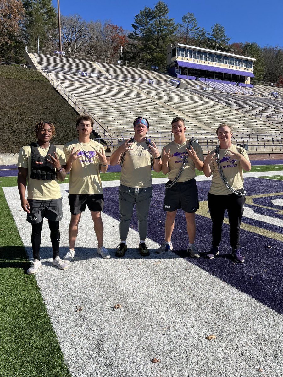 Introducing our fall semester Omaha Challenge winning team 👊🏻👊🏻

<a href="/CatamountBSB/">Western Carolina Baseball</a>