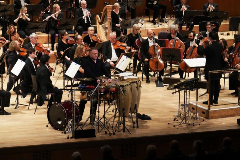 theartsdesk.com (@theartsdesk) on Twitter photo ★★★★ <a href="/ColinCurrieperc/">Colin Currie</a> <a href="/the_halle/">The Hallé</a> #KahchunWong <a href="/BridgewaterHall/">The Bridgewater Hall</a> - Sparkle and intrigue, with energy and excitement in <a href="/jamesmacm/">James MacMillan</a>… and then a surprise, says <a href="/RobertBealeMcr/">Robert Beale</a> theartsdesk.com/classical-musi… ★★★★ <a href="/ColinCurrieperc/">Colin Currie</a> <a href="/the_halle/">The Hallé</a> #KahchunWong <a href="/BridgewaterHall/">The Bridgewater Hall</a> - Sparkle and intrigue, with energy and excitement in <a href="/jamesmacm/">James MacMillan</a>… and then a surprise, says <a href="/RobertBealeMcr/">Robert Beale</a> theartsdesk.com/classical-musi…