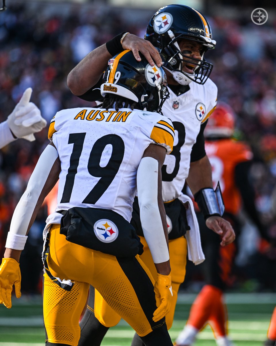 steelers's tweet photo. .@CalvinAustinIII wearing a @DangeRussWilson jersey in high school to now catching TDs from him in the pros 🙌 https://t.co/FxowBkQGN6