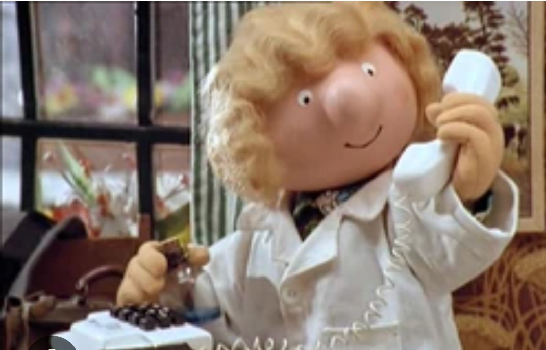 PostmanPat__'s tweet image. This morning I phoned Doctor Gilbertson  - I said . . . 

&quot;Hello Doctor , I think i have an ear infection , and am going deaf&quot; 

She asked - &quot;can you describe the symptoms ?&quot;

I said - &quot;yes Homer is a fat bloke and Marge has blue hair&quot;