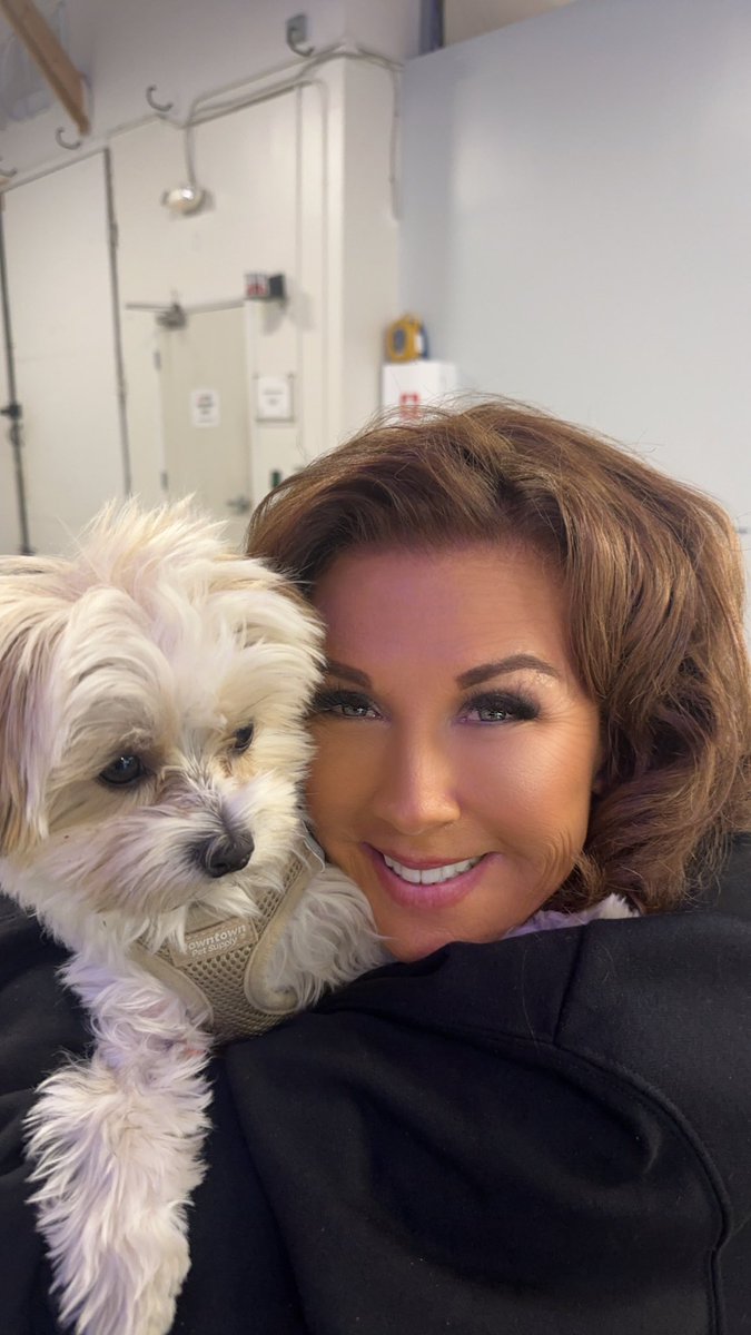 Abby_Lee_Miller's tweet photo. Starting the week with paws-itive vibes! 🐾 this little baby visited us on set of #MadHouse S2 coming in 2025 ✨ #MondayMotivation #ALDC comment below what you think her name is 👇🥰

#abbylee #puppylove #aldcla #abbyleedancecompany #brandontv #xrmmedia #leaveitonthedancefloor https://t.co/Gk0riDjfWQ