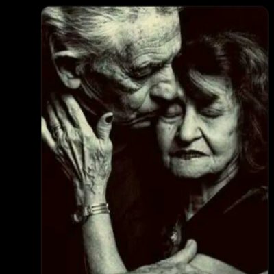 miri_nilab's tweet photo. #NewProfilePic https://t.co/4g7Or9gOX4