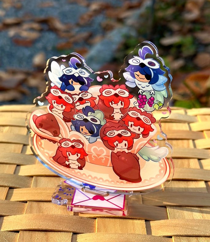 Aisikae's tweet photo. hewwo #kaeluc friends!!! etsy is running a 5$ off everything sale + we have an ADDITIONAL 10% off for all goodies!! 🥺💖 this includes our peakae and owluc charms and cuddlecup standee for those who missed them! and if they’re bought together it’s an extra 10% off! 🎉  🔗 below~ https://t.co/P9RdYf9Dbd