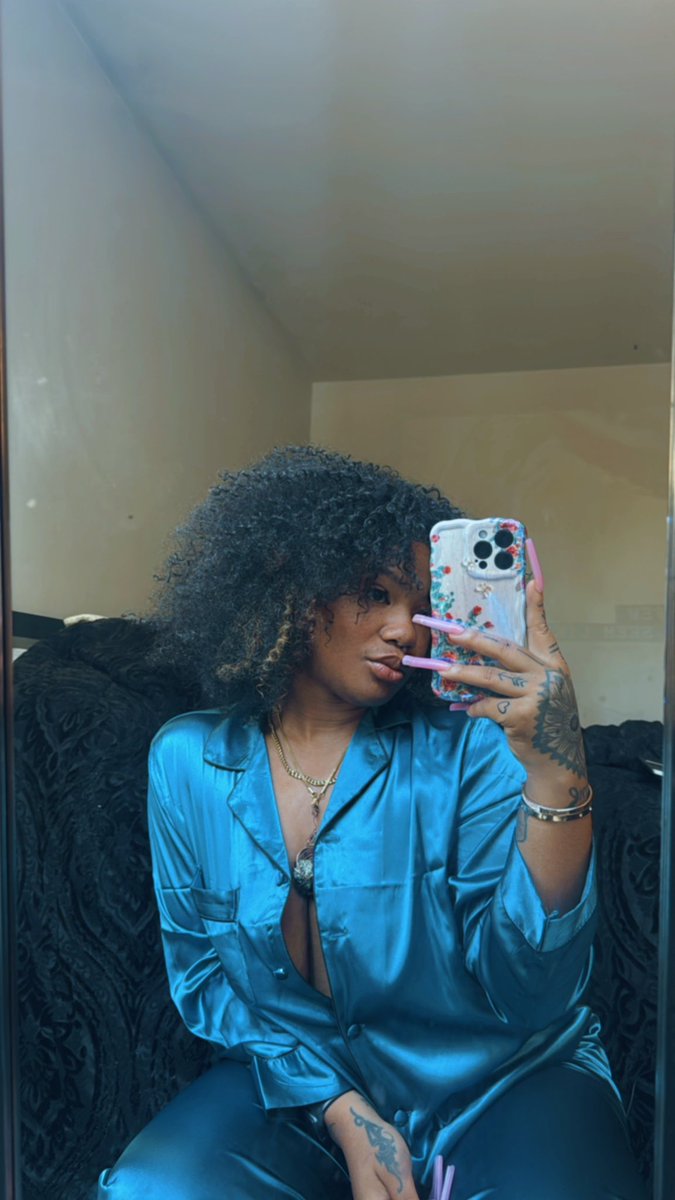 SunnieDipp's tweet photo. I get 💦 when he call me big mama 🥵 https://t.co/JHHWU4WnXC